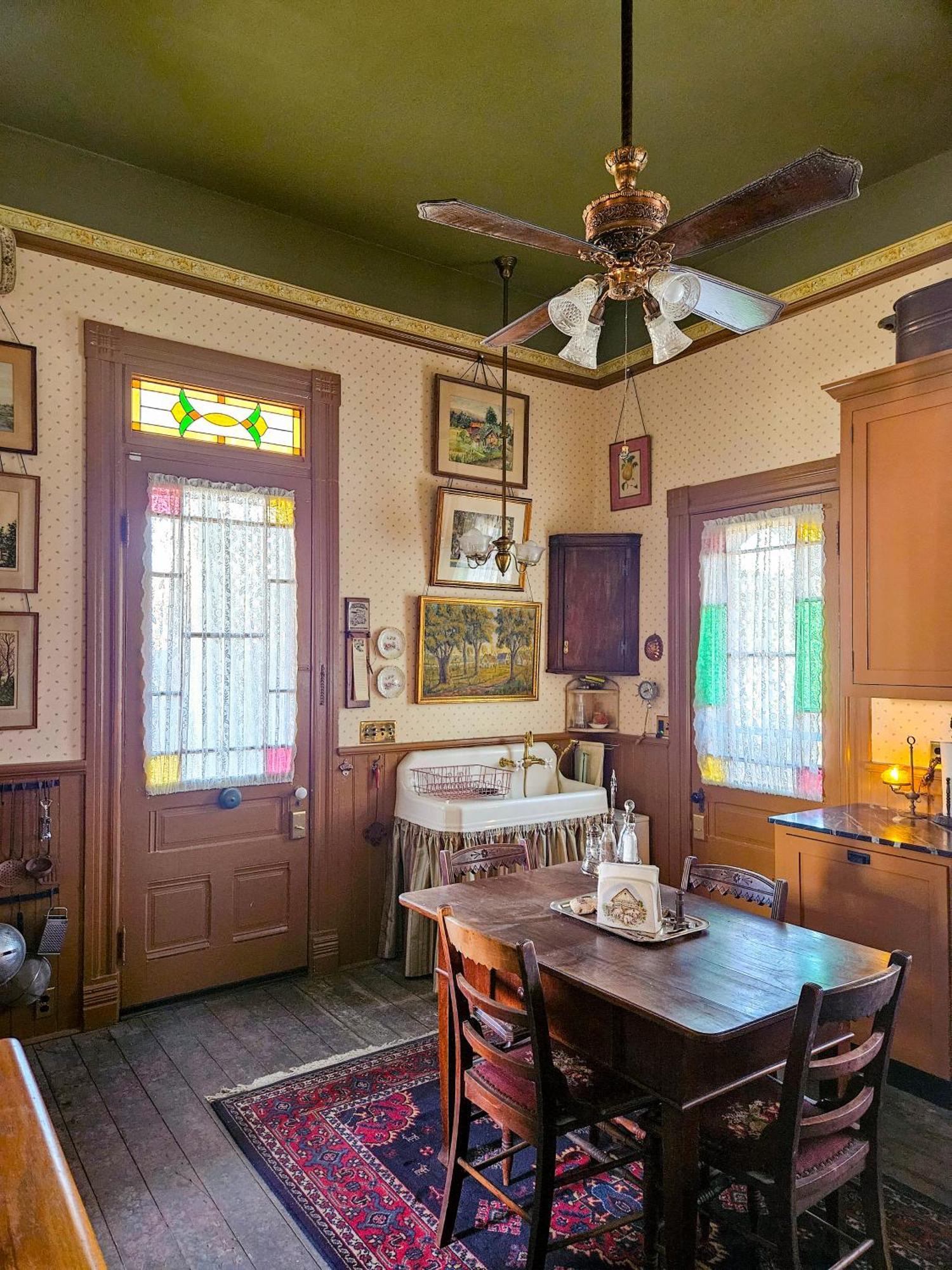 The Jd Hyde Historic Inn Visalia Ngoại thất bức ảnh
