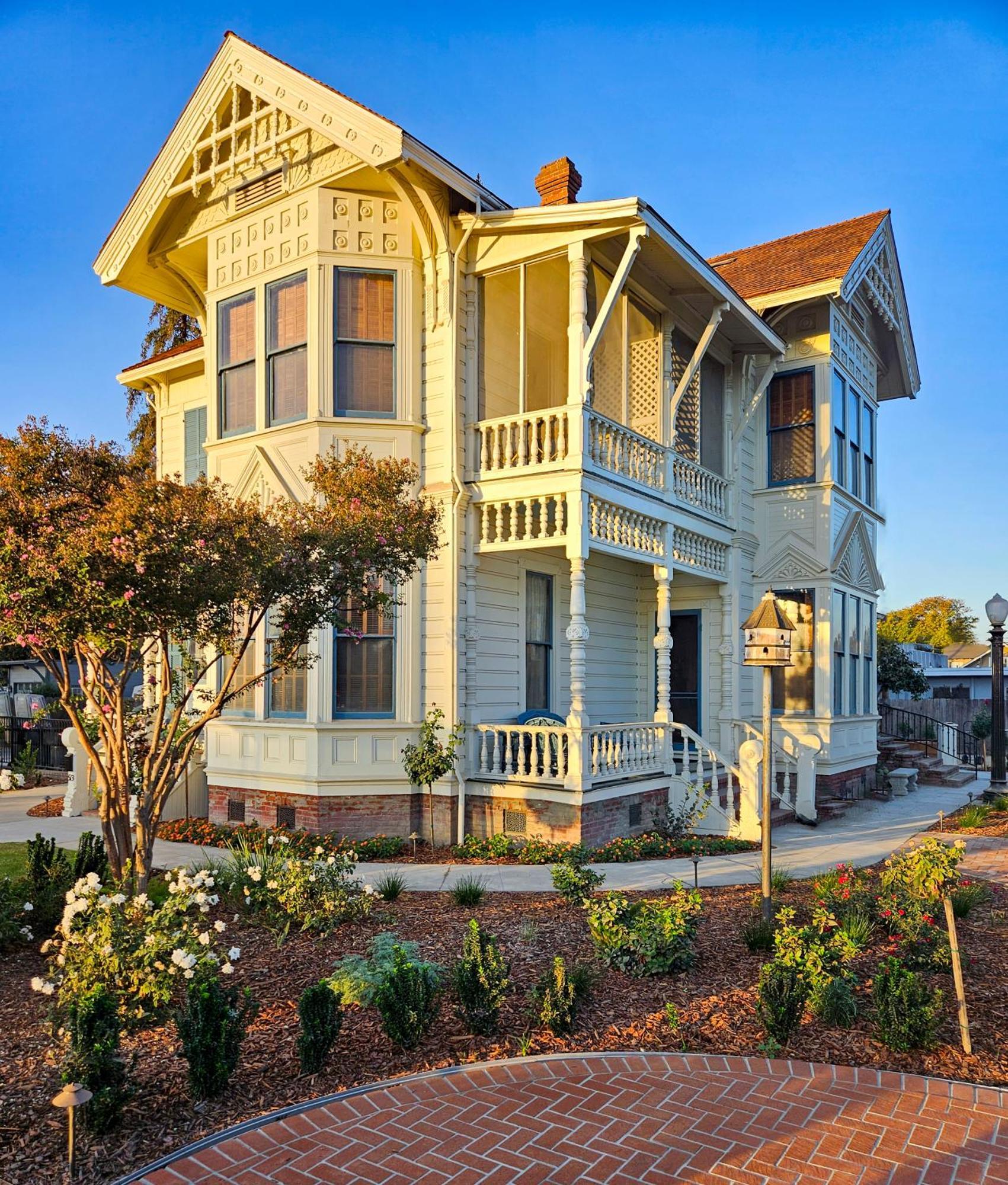The Jd Hyde Historic Inn Visalia Ngoại thất bức ảnh